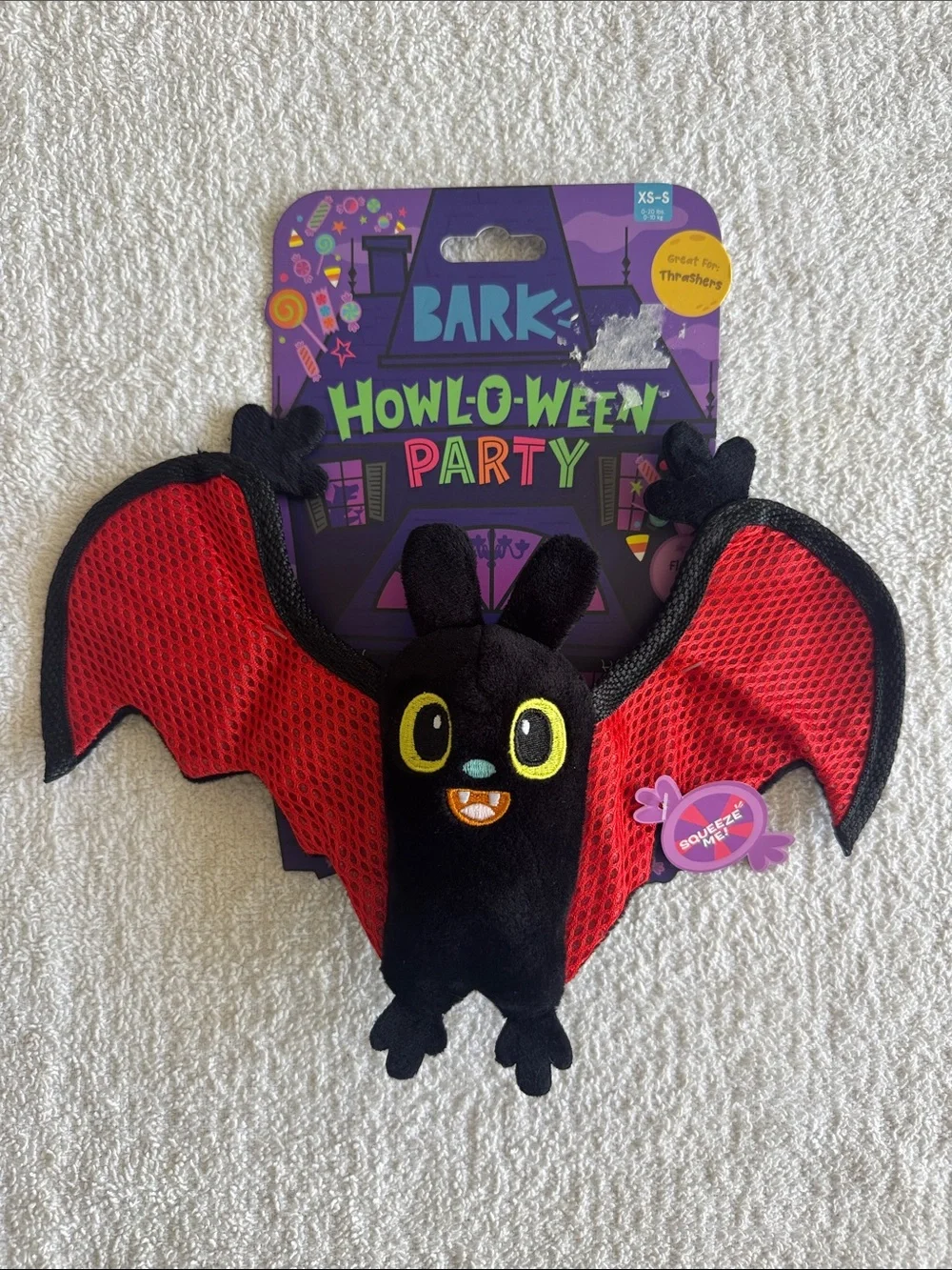 Bark Howl-O-Ween Party Bat Toy - Black & Red